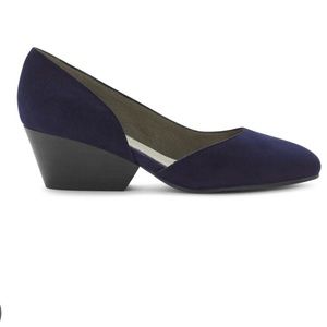 New Eileen Fisher Lily Pump in Night Dark Suede Size 7.5